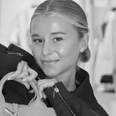 ANDREA BELVER profile