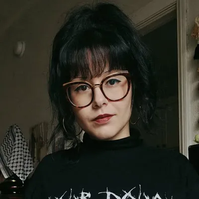Andrea Lausell profile