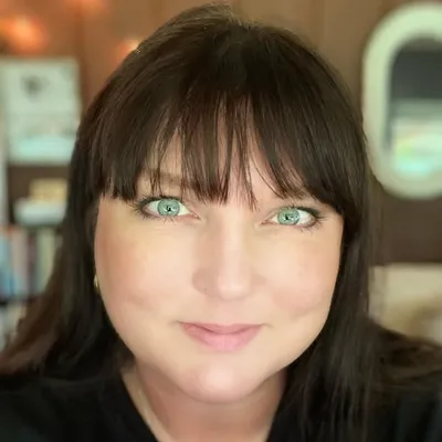 Andrea Howey profile