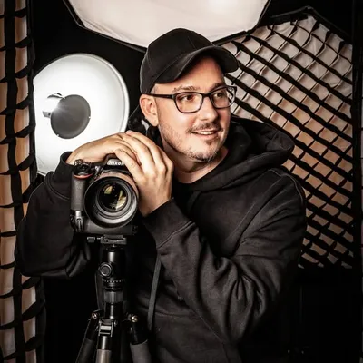 Andreas Hölzle profile