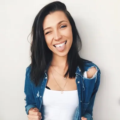 Andrea profile