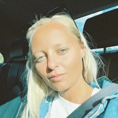 Andrea Holm profile