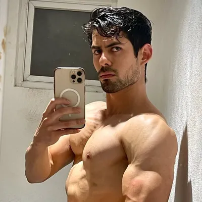 Andres Vazquez profile