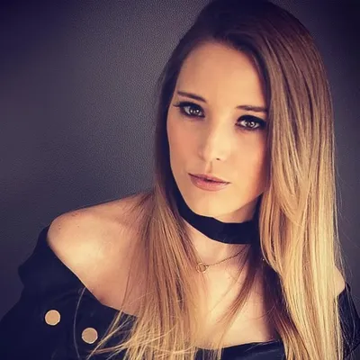 AZ Fashion Stylist profile