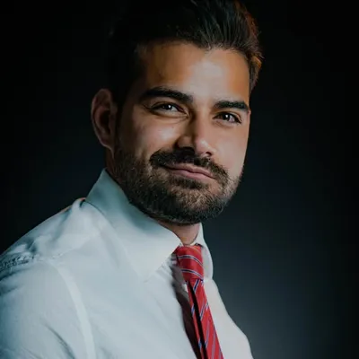 Dr. André L. Sales | Cirurgião Dentista profile