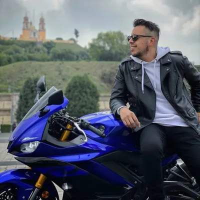 Andrés Álvarez profile