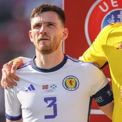 Andrew Robertson profile