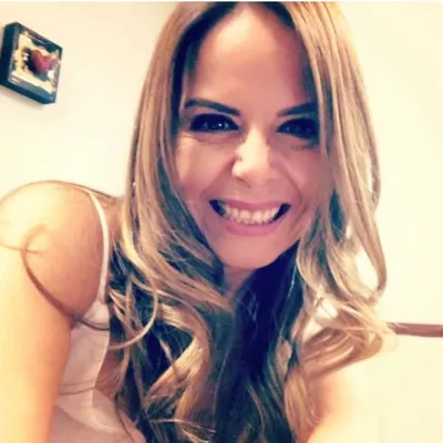 Andrea Salas profile