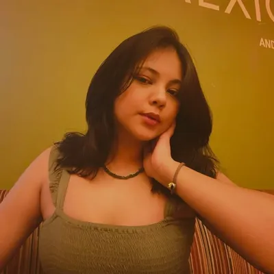 Aneesah ✨ profile