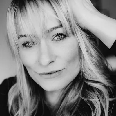 Aneta Bruestle | DIY | Interior profile