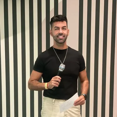 Ángel profile