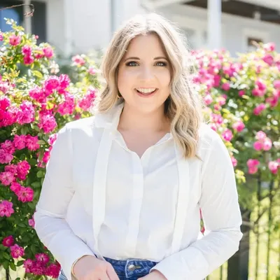 Angela Darnell
