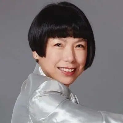 Angelica Cheung profile