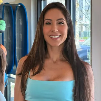 Angelica Teixeira profile