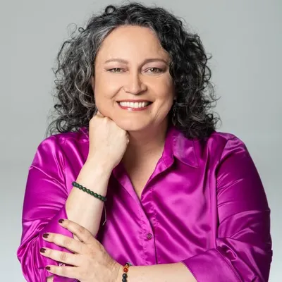 Angélica Lozano Correa profile