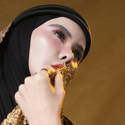 Angel Lelga profile