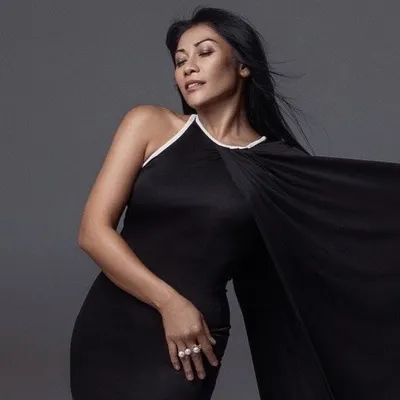 Anggun Official profile