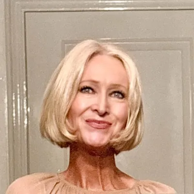 Angie Rains profile