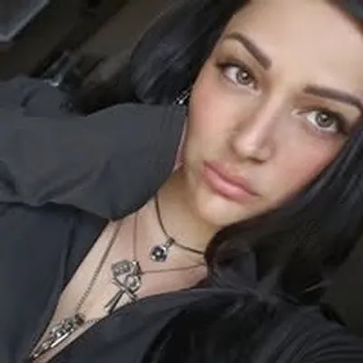 Angela Trovato profile