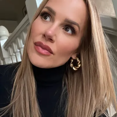 Angie Harrington profile