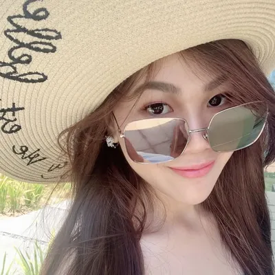 Prevyiosly angkorianskin profile