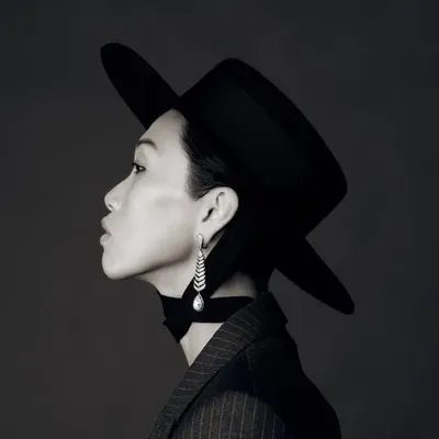 Angie Ng / 伍靜麗 profile