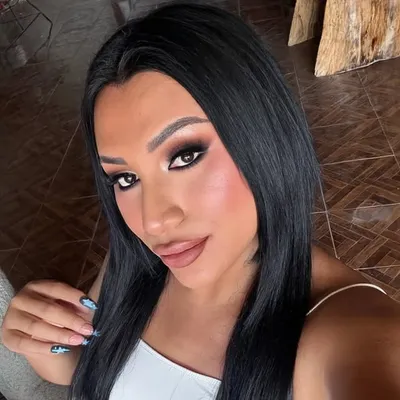 Angie Reyes profile