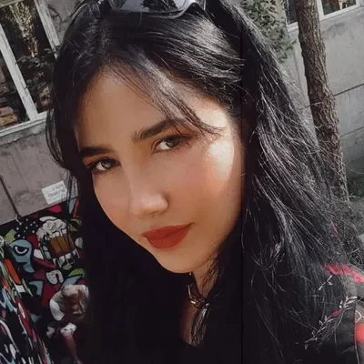 Ani Voskanyan profile