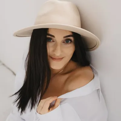 Ania Bardowska profile