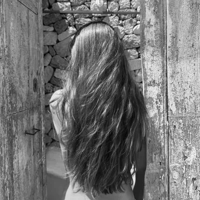 A N I E L L A profile