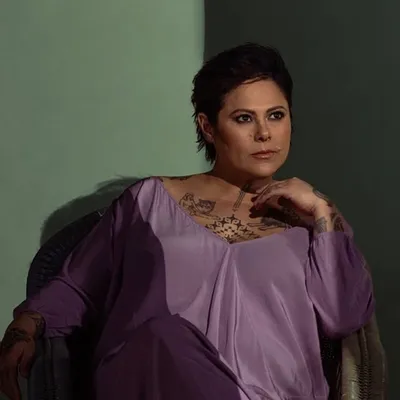 Anika Moa profile