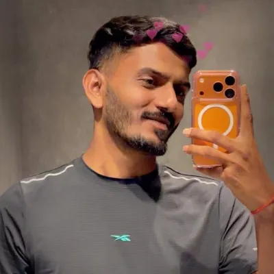 Aniket Davane🖤 profile