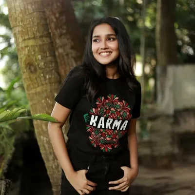 Anikha rasigan profile