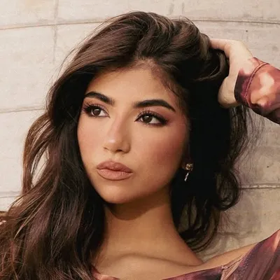 ANA BEATRIZ profile