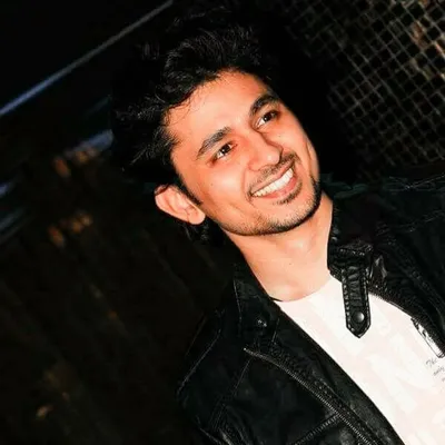 Aniruddh Sam profile