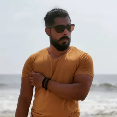 Anish Manohar profile