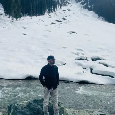 Anish Vohra profile