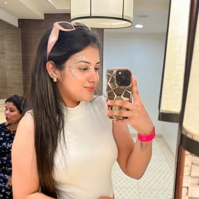 Anisha Katariya Artistry profile