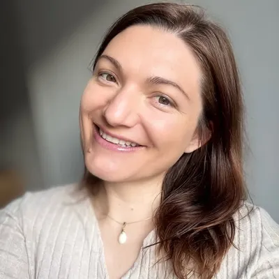 Ana Gherciu| UGC & content creator profile