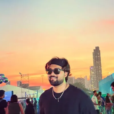 Aniket Keluskar profile