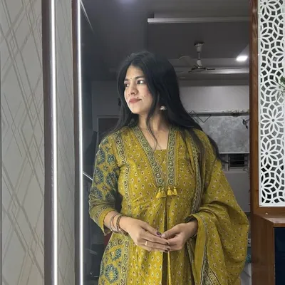 Anjali Prajapati profile
