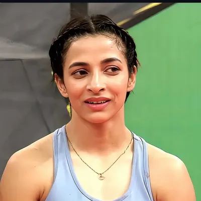Anjali Rawat profile