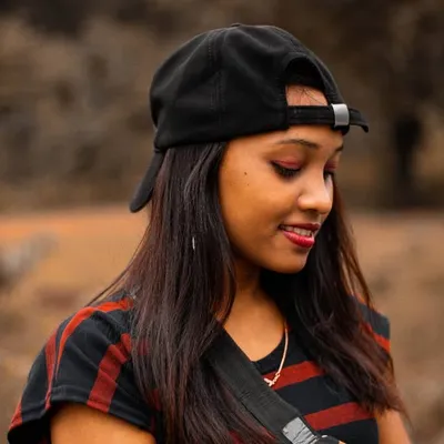 Anjali Annie Purty profile