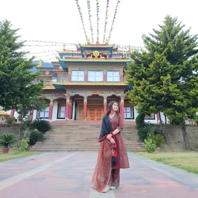 Anny Thakur profile
