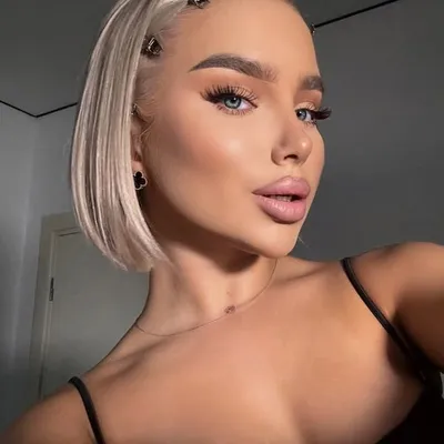 Anna Hnatyshyn profile