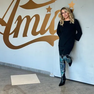 Anna Pettinelli profile