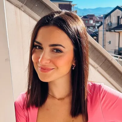 Anna Clavo profile