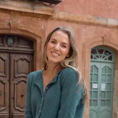 Anna Lyn Cook profile
