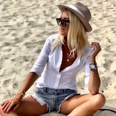 Anna Mavridis profile