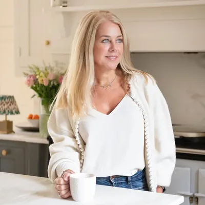 Anna Stanford profile